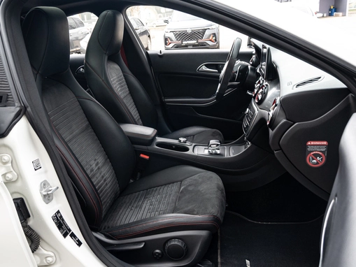 Mercedes-Benz CLA AMG