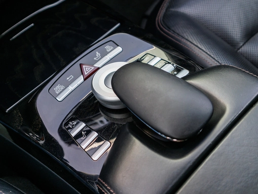 Mercedes-Benz S-Класс