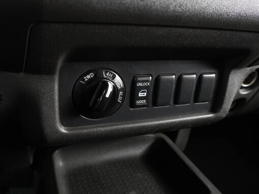 Nissan Navara (Frontier)