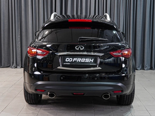 Infiniti QX70