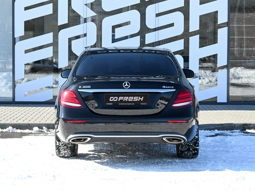 Mercedes-Benz E-Класс