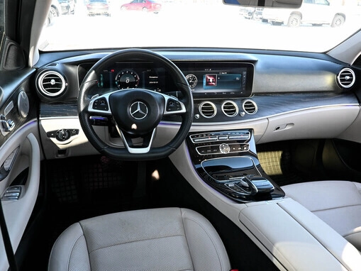 Mercedes-Benz E-Класс