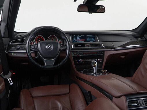BMW 7 серии