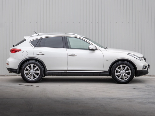 Infiniti QX50