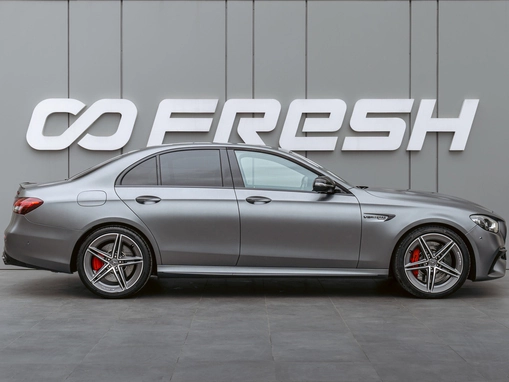 Mercedes-Benz E-Класс AMG