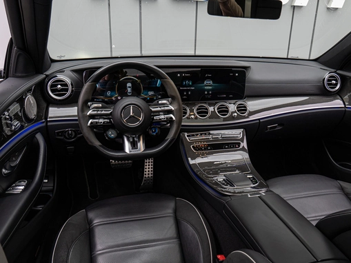 Mercedes-Benz E-Класс AMG