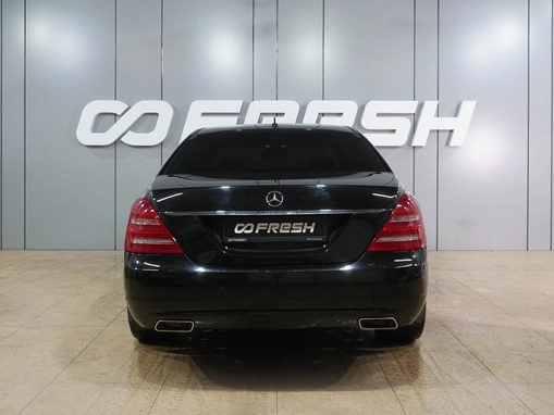 Mercedes-Benz S-Класс