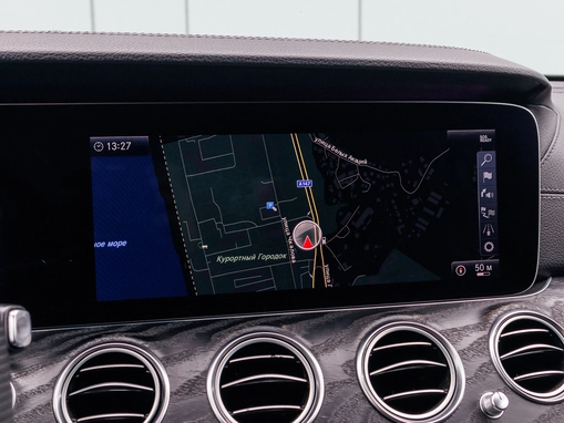 Mercedes-Benz E-Класс