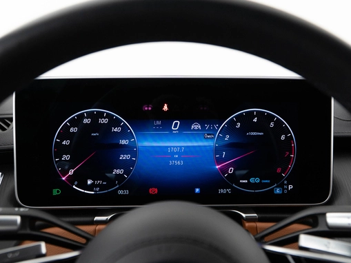 Mercedes-Benz S-Класс