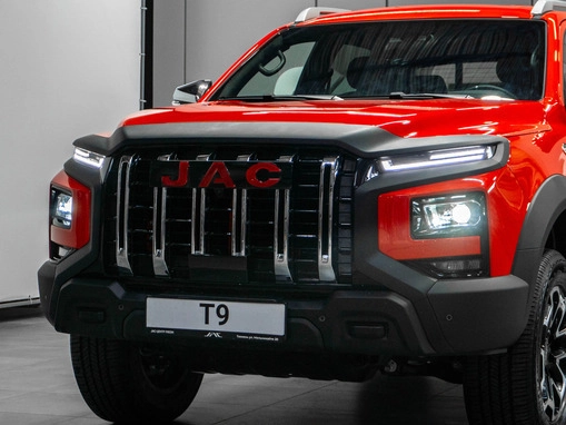 JAC T9