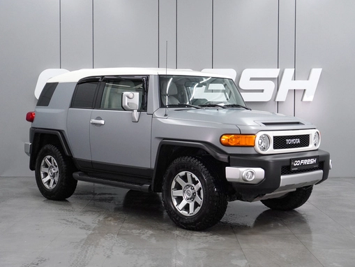 Toyota FJ Cruiser