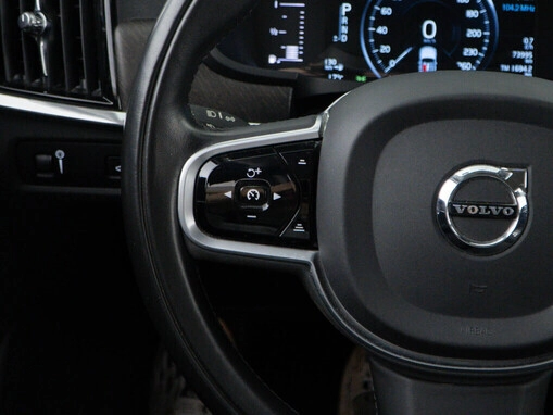 Volvo V90 Cross Country