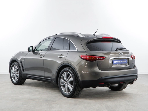 Infiniti QX70
