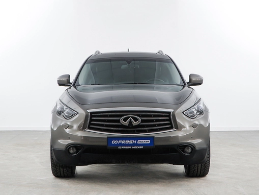 Infiniti QX70