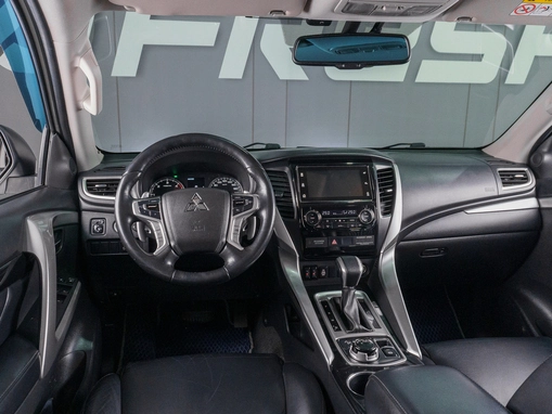 Mitsubishi Pajero Sport