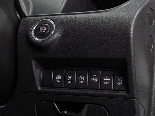 Mitsubishi Delica D:2