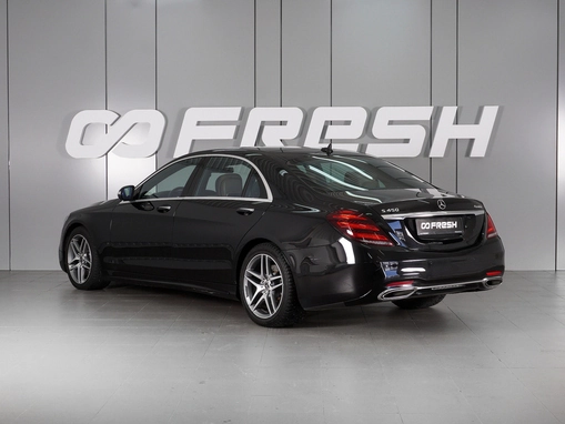 Mercedes-Benz S-Класс