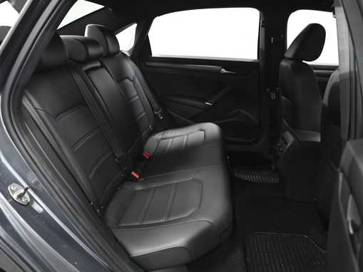 Volkswagen Passat (North America and China)