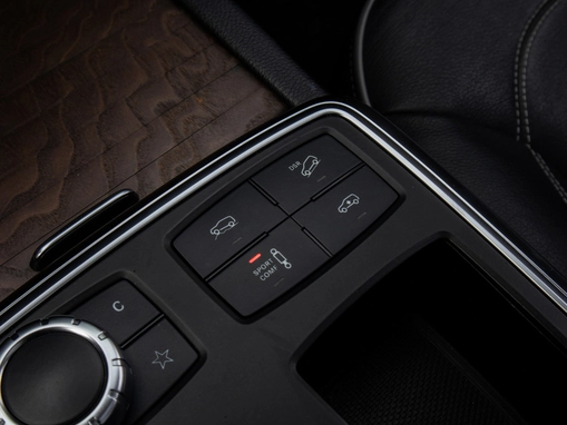 Mercedes-Benz M-Класс