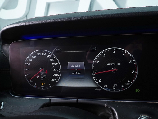 Mercedes-Benz E-Класс AMG