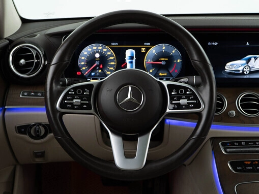 Mercedes-Benz E-Класс