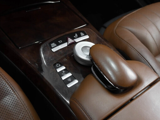 Mercedes-Benz S-Класс