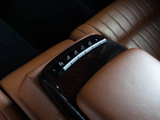 Mercedes-Benz S-Класс