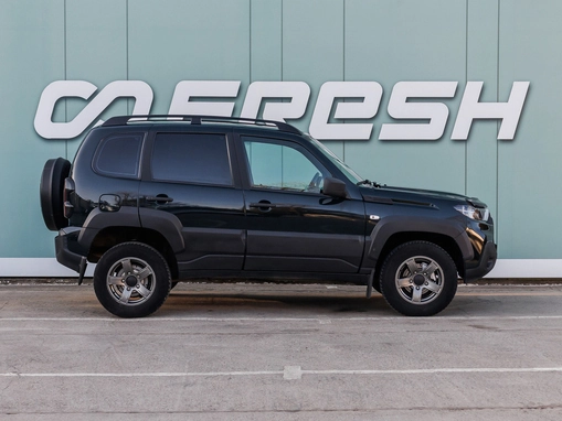 LADA (ВАЗ) Niva Travel