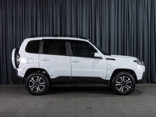 LADA (ВАЗ) Niva Travel