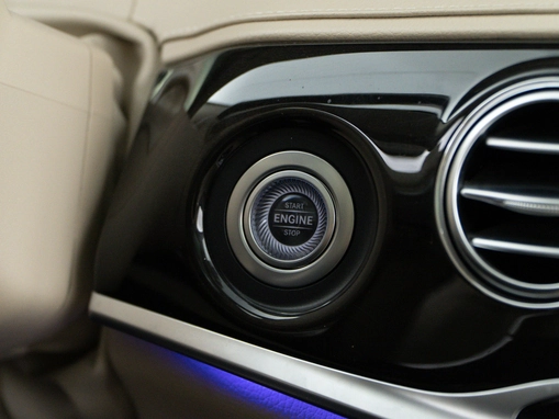 Mercedes-Benz S-Класс