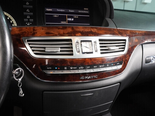 Mercedes-Benz S-Класс