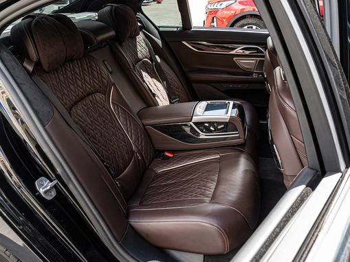BMW 7 серии