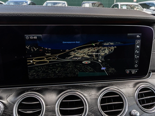 Mercedes-Benz E-Класс