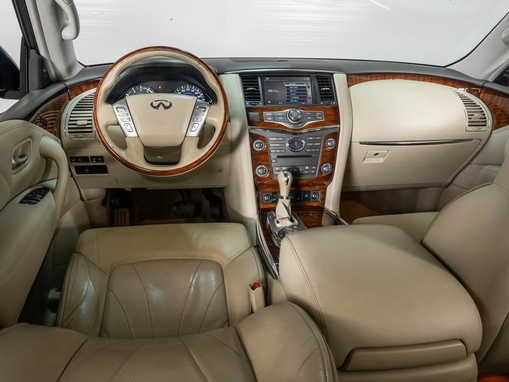 Infiniti QX80