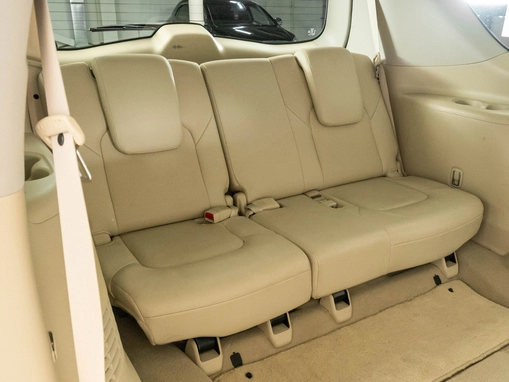 Infiniti QX80