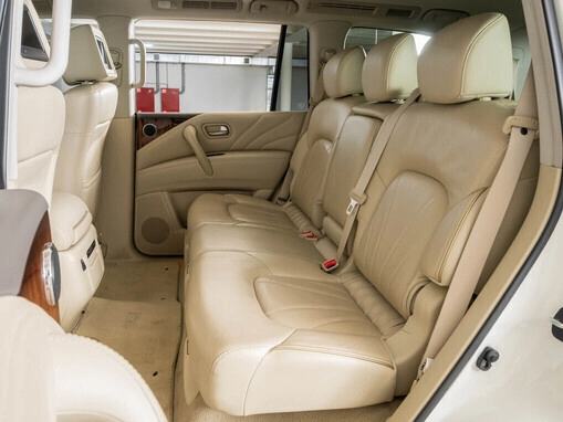 Infiniti QX80