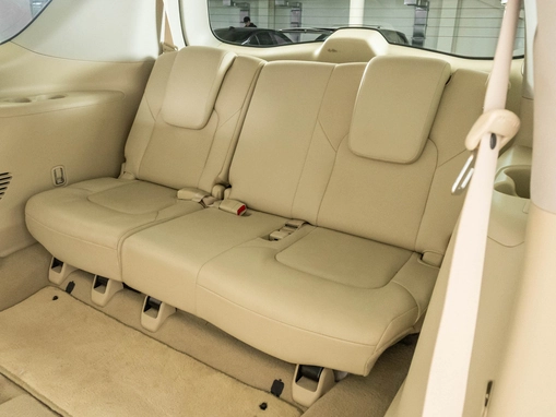 Infiniti QX80