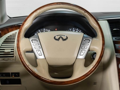 Infiniti QX80