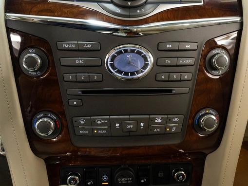 Infiniti QX80