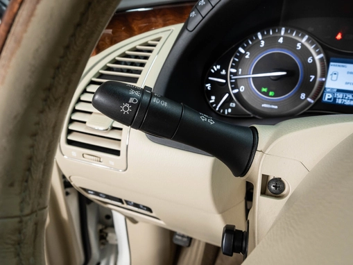 Infiniti QX80