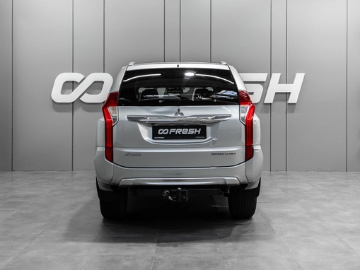 Mitsubishi Pajero Sport