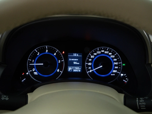 Infiniti QX70