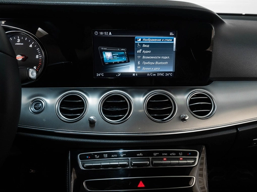 Mercedes-Benz E-Класс