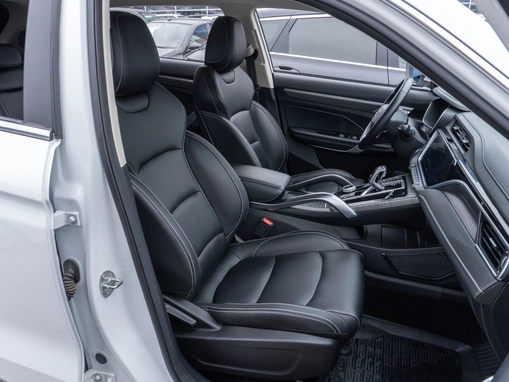 Geely Atlas Pro