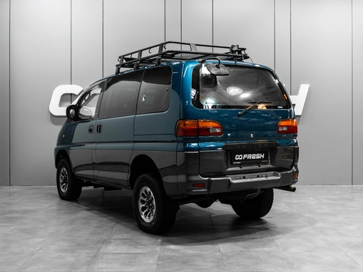 Mitsubishi Delica