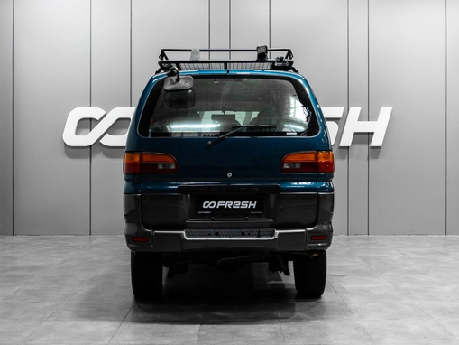 Mitsubishi Delica