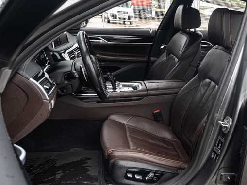 BMW 7 серии