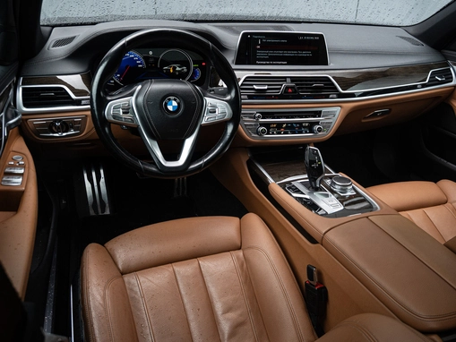 BMW 7 серии
