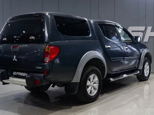 Mitsubishi L200