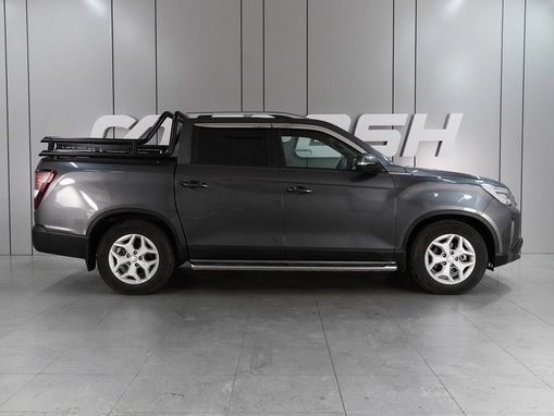 SsangYong Rexton Sports